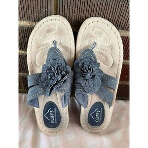 CLIFFS  WHITE MOUNTAIN Women's Cynthia Wedge Sandals